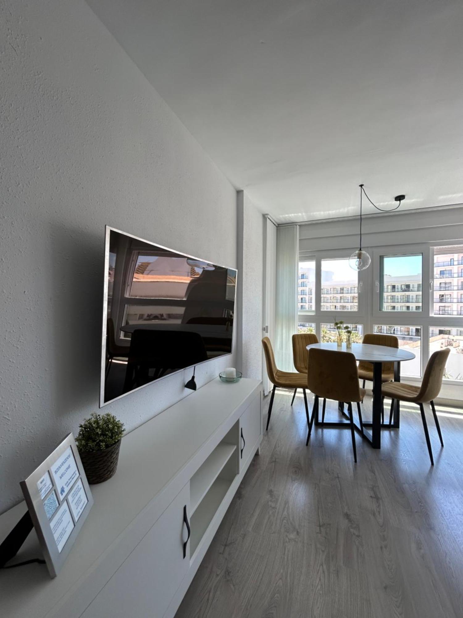 Diana Apartment - Terrace And Pool - 80M From The Beach Benalmadena Luaran gambar