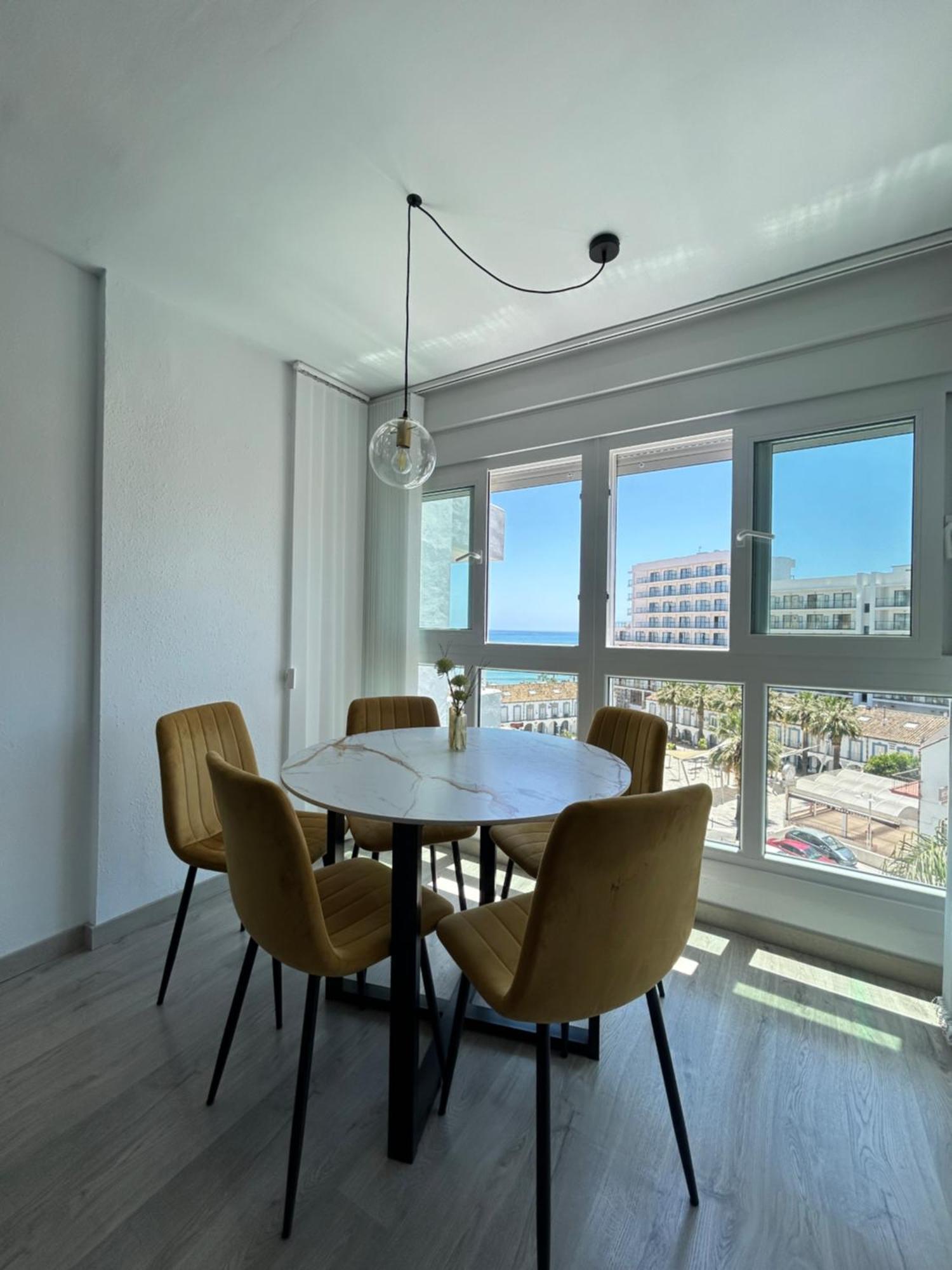 Diana Apartment - Terrace And Pool - 80M From The Beach Benalmadena Luaran gambar