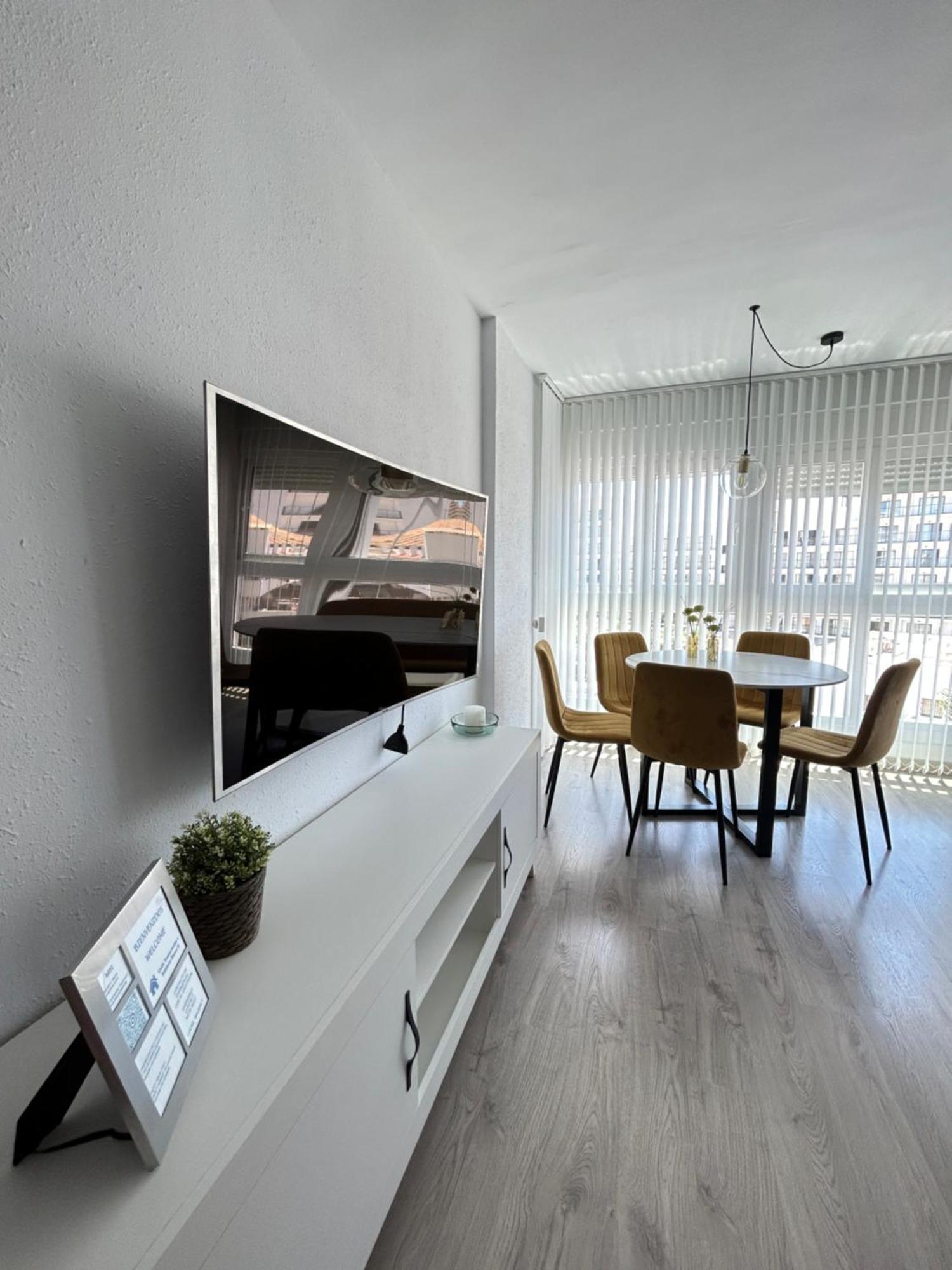 Diana Apartment - Terrace And Pool - 80M From The Beach Benalmadena Luaran gambar