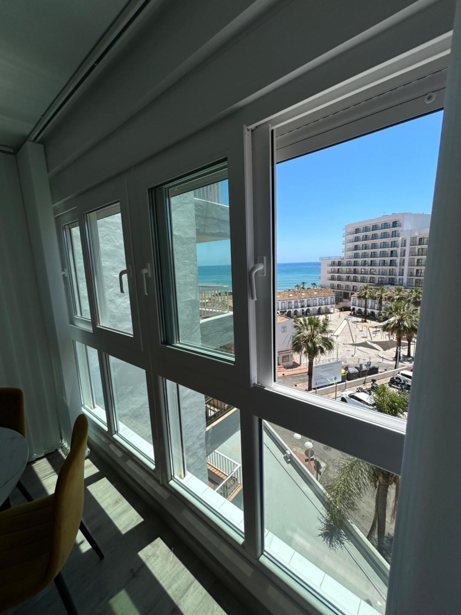 Diana Apartment - Terrace And Pool - 80M From The Beach Benalmadena Luaran gambar
