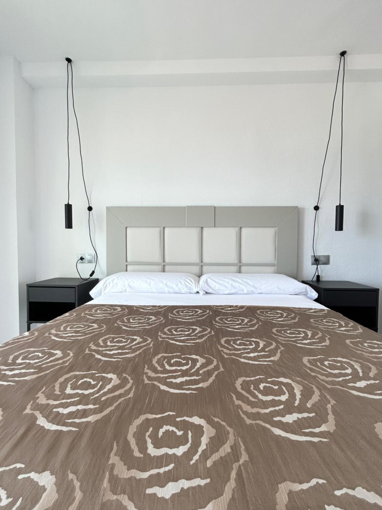 Diana Apartment - Terrace And Pool - 80M From The Beach Benalmadena Luaran gambar