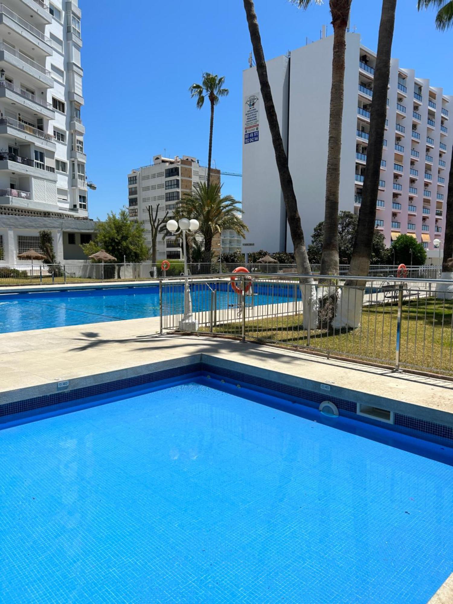 Diana Apartment - Terrace And Pool - 80M From The Beach Benalmadena Luaran gambar