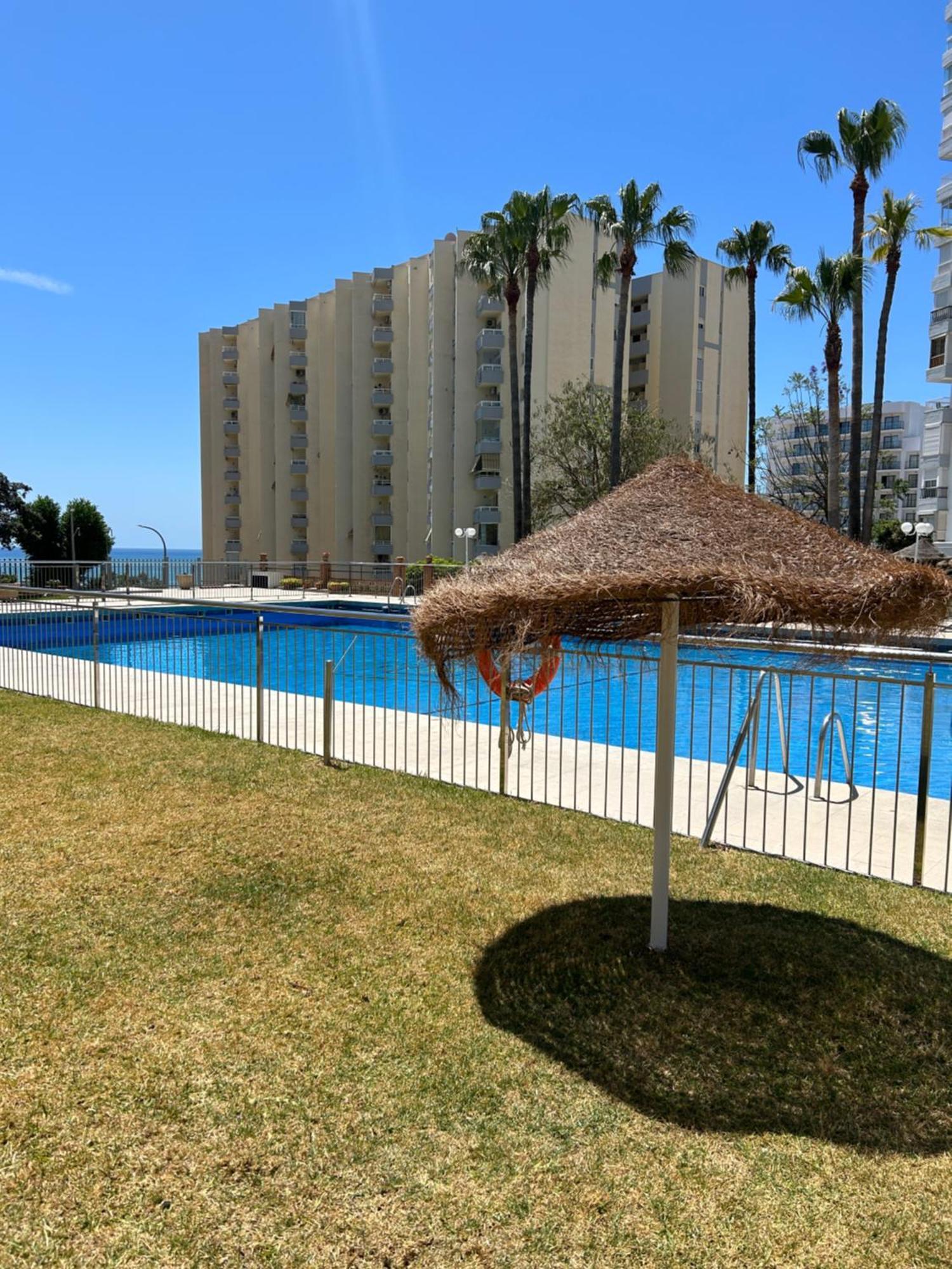 Diana Apartment - Terrace And Pool - 80M From The Beach Benalmadena Luaran gambar