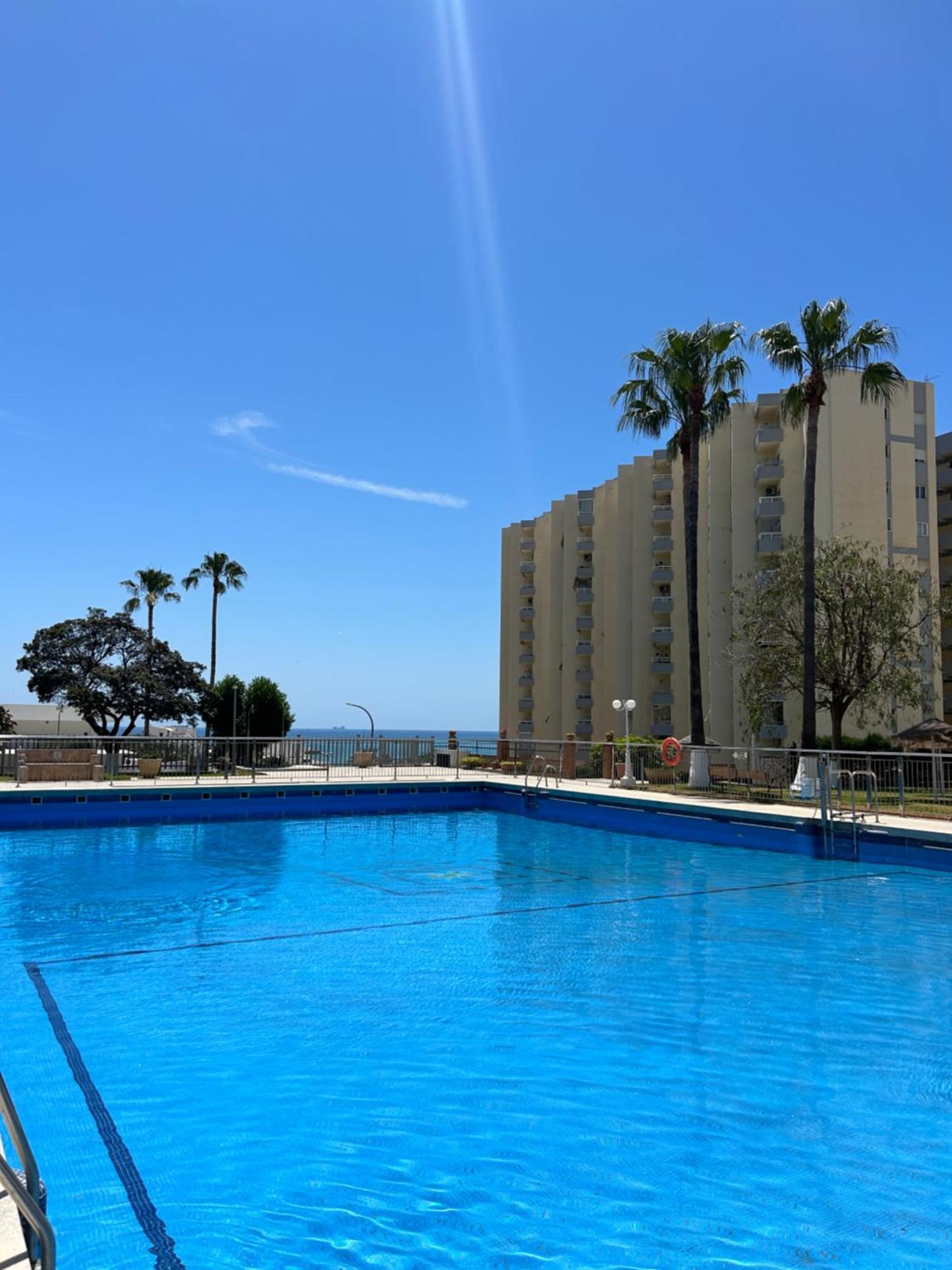 Diana Apartment - Terrace And Pool - 80M From The Beach Benalmadena Luaran gambar